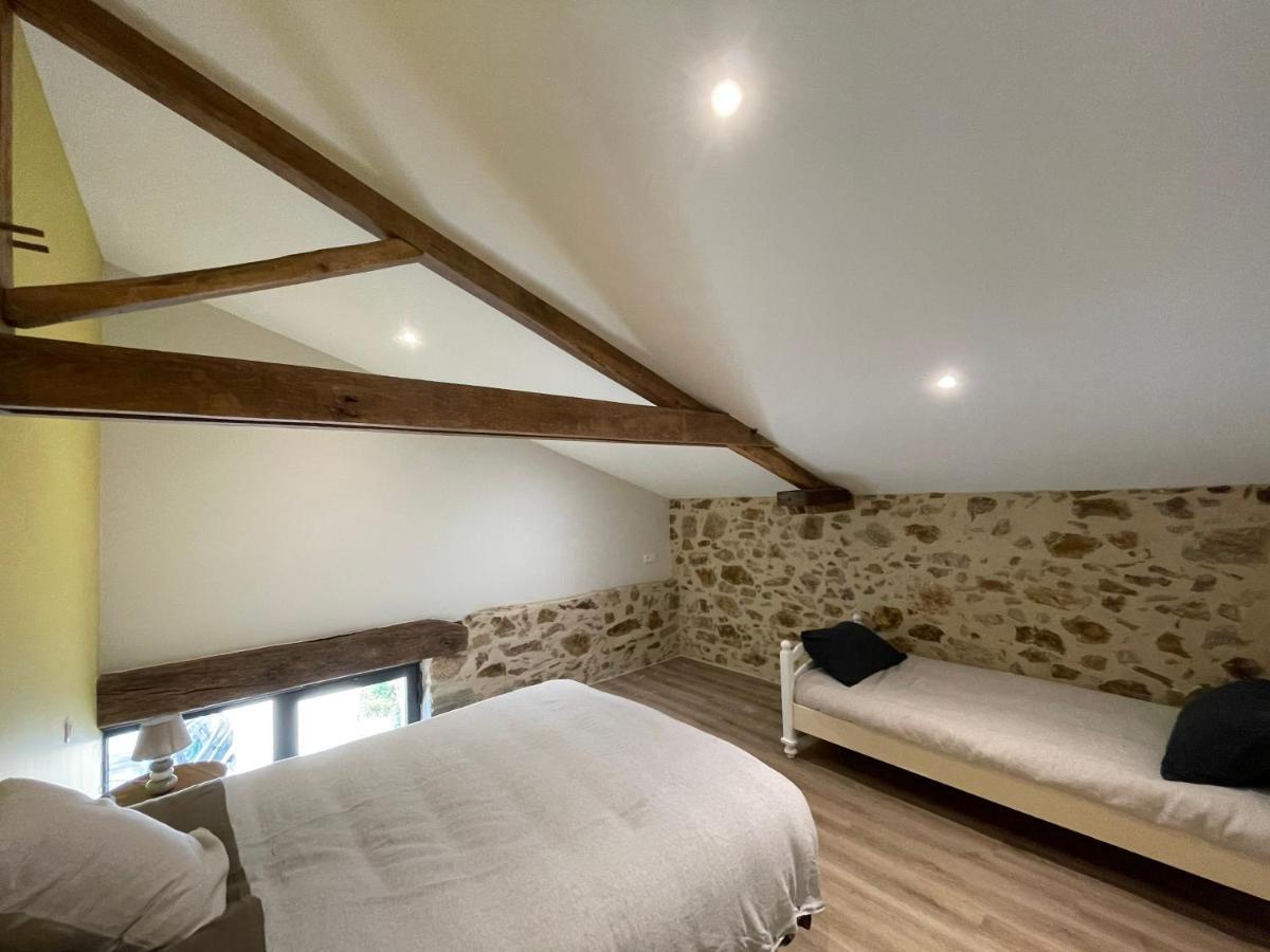 Gite De La Foye - Le Jasmin Combrand Luaran gambar